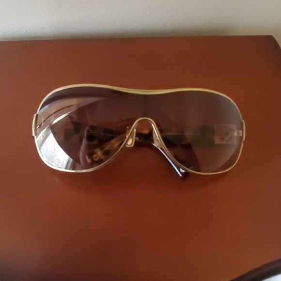 Coach Sunglasses - Picture 1 of 2